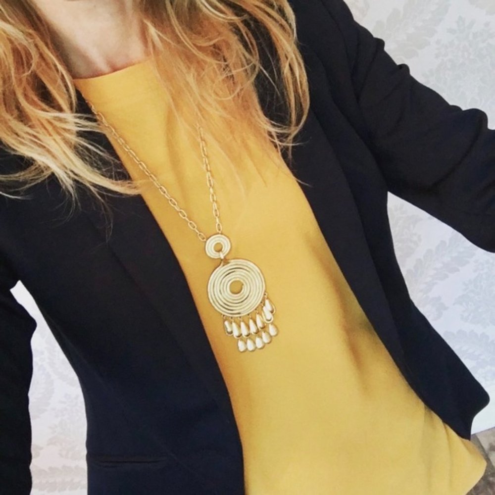 :: Stella & Dot🌟Dalilah Pendant Necklace - Picture 4 of 9